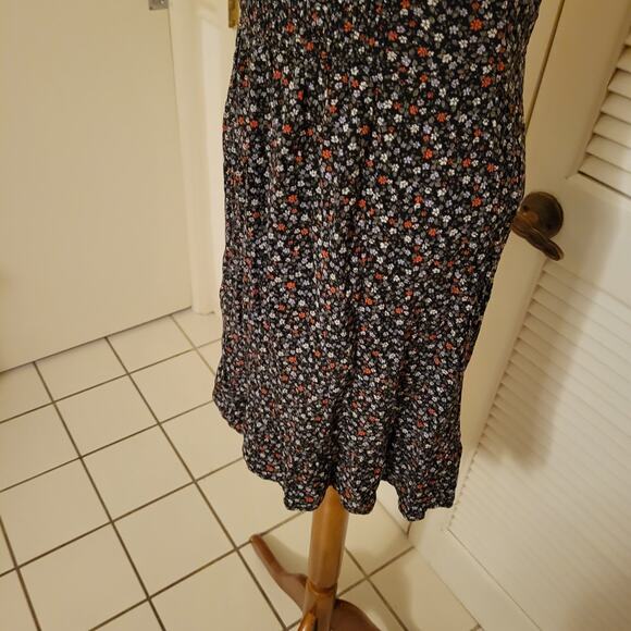 Floral Tie Strap Sundress Aeropostale Black Fit-and-Flare Size Small - Picture 3 of 7